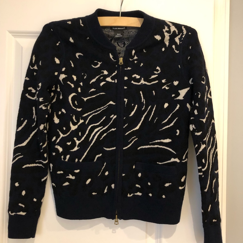 Beautiful sweater from CLub Monaco